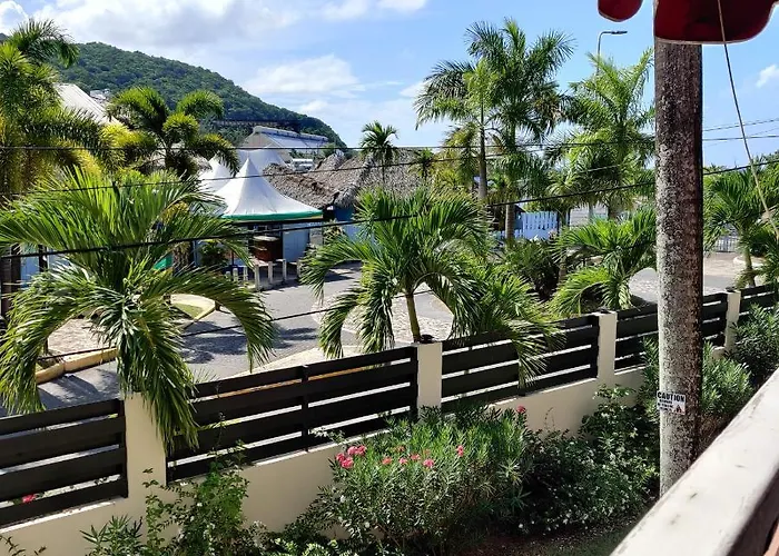 Fisherman's Point Beach-front Condomania 3* Ocho Rios