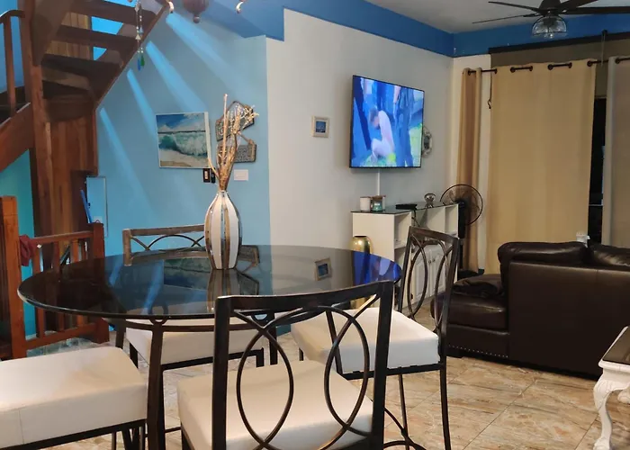 Fisherman's Point Beach-front Condomania Aparthotel 3*